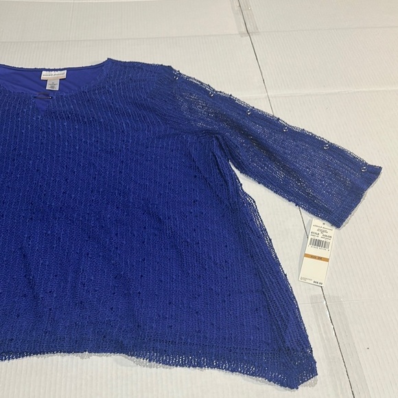 NWT Alfred Dunner Women's Blue Top elbow length w tiny v neck silver accessory - Picture 2 of 13